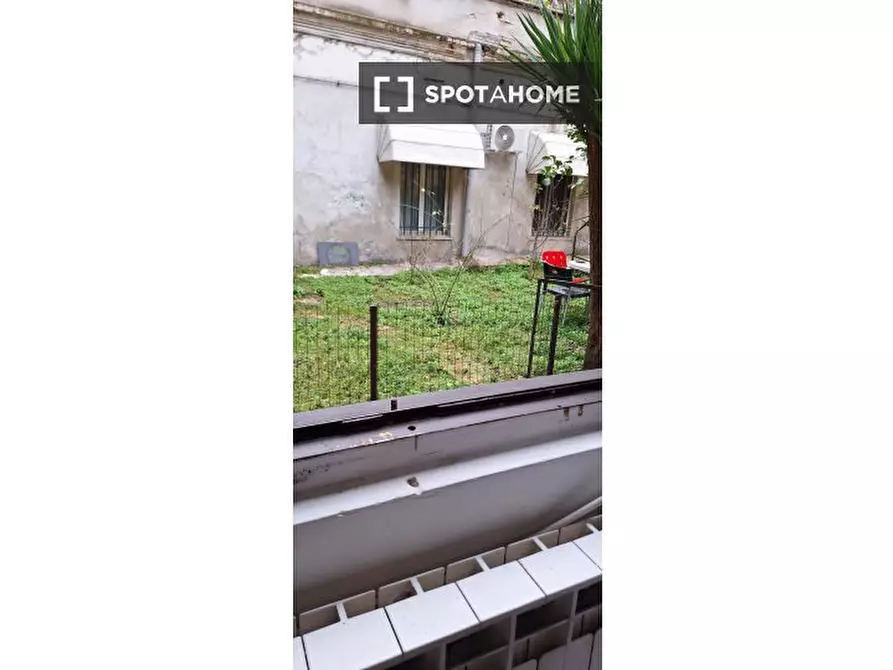 Immagine 3 di Ufficio in affitto  in Via Muzio Attendolo a Roma