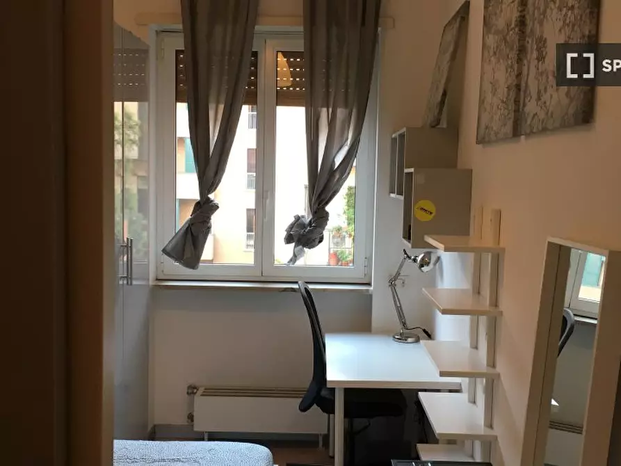 Immagine 3 di Camera condivisa in affitto  in Via Orti a Milano