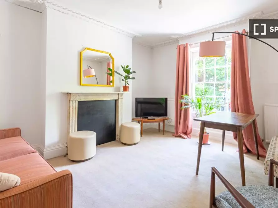 Immagine 1 di Appartamento in affitto  in b (Ground Floor Flat) a Islington