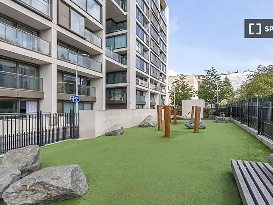 Immagine 17 di Appartamento in affitto  in Radnor Terrace a Hammersmith