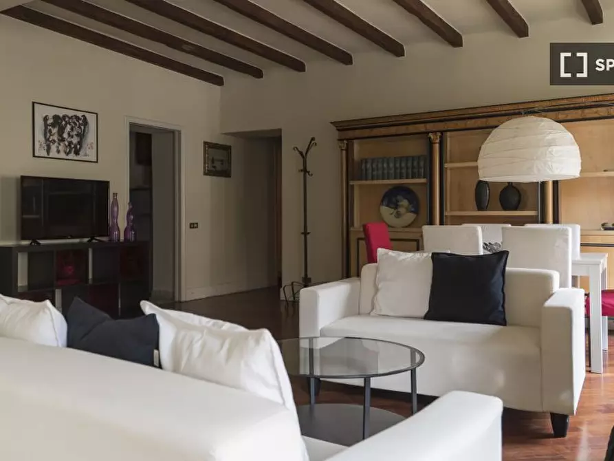 Immagine 1 di Appartamento in affitto  in Via Filippo Argelati a Milano