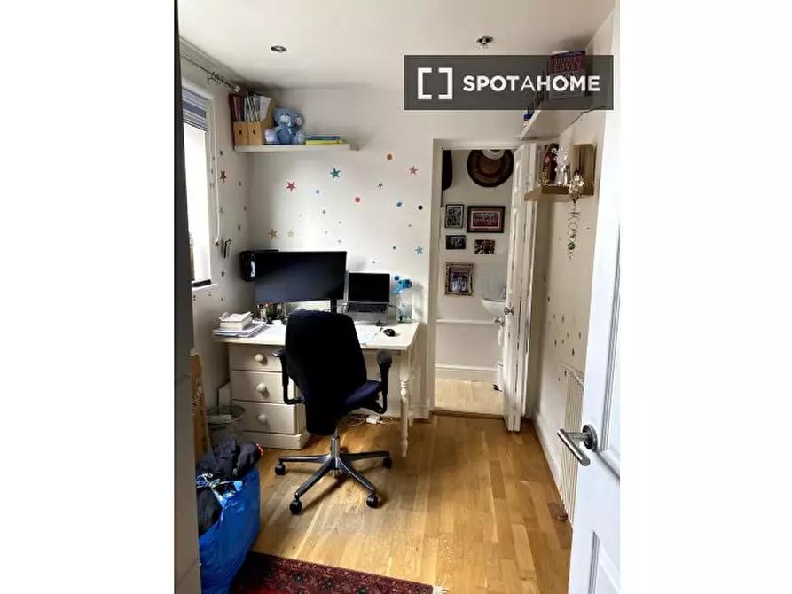 Immagine 9 di Appartamento in affitto  in Somerset Ave a Kingston Upon Thames