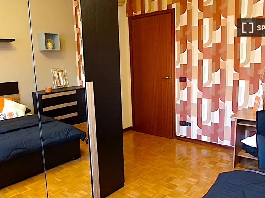 Immagine 7 di Camera condivisa in affitto  in Rodolfo Mondolfo a Bologna