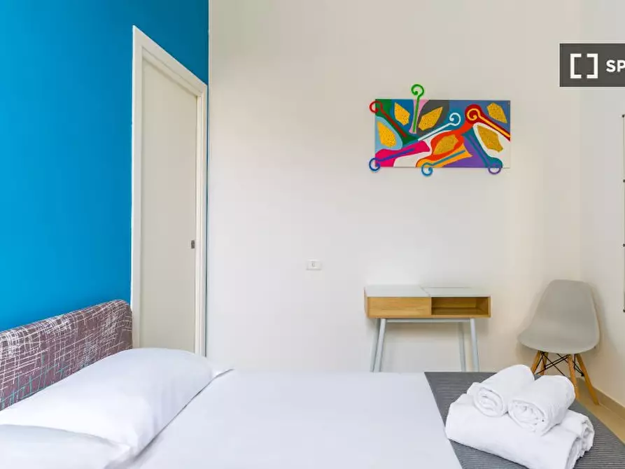 Immagine 6 di Appartamento in affitto  in Via Suor Orsola a Napoli