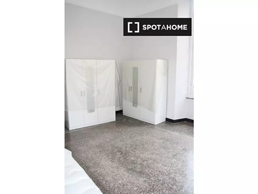 Immagine 5 di Camera condivisa in affitto  in Piazza del Campo a Genova