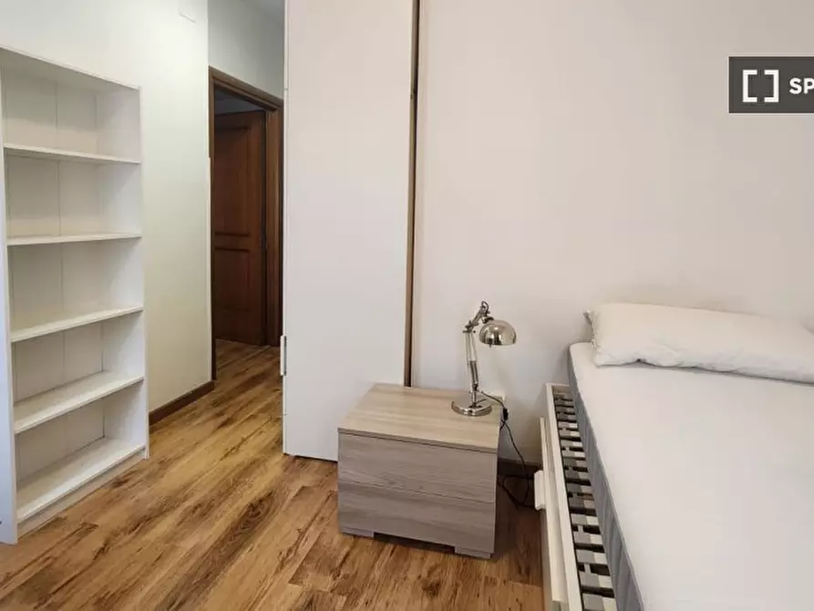 Immagine 18 di Camera condivisa in affitto  in Largo Luigi Antonelli a Roma