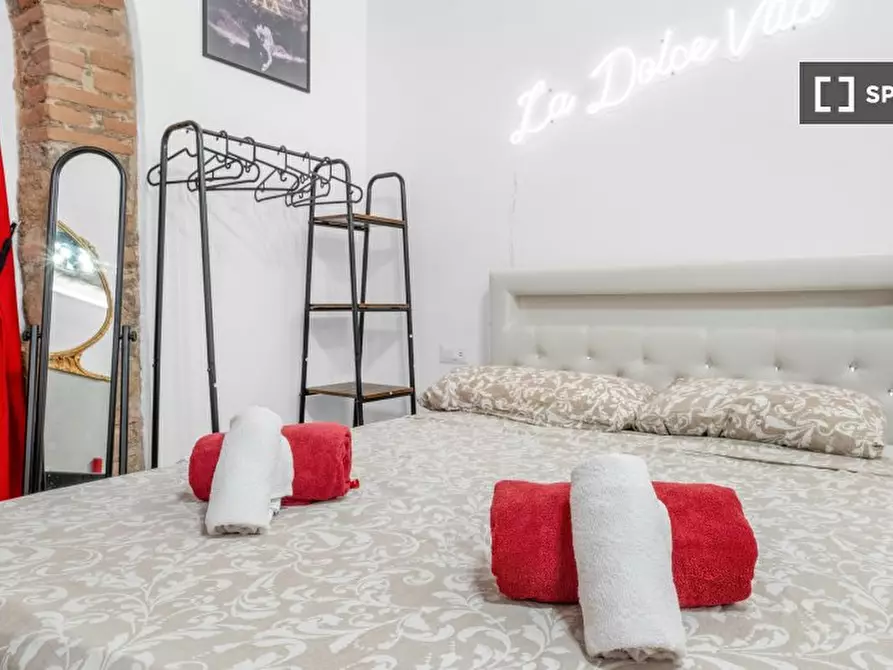 Immagine 9 di Ufficio in affitto  in Via dei Latini a Roma