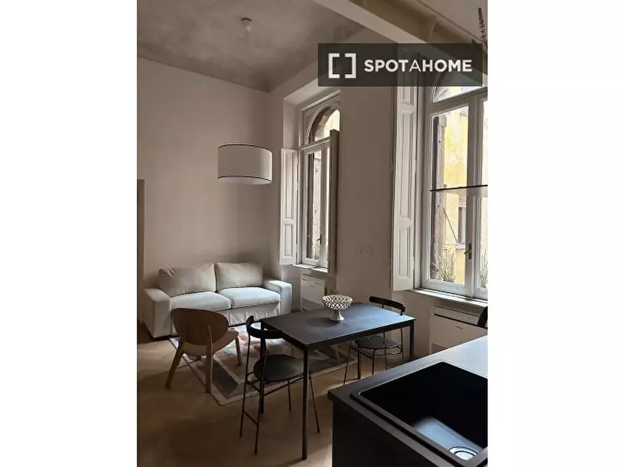 Immagine 2 di Ufficio in affitto  in Via Domenico Alberto Azuni a Roma