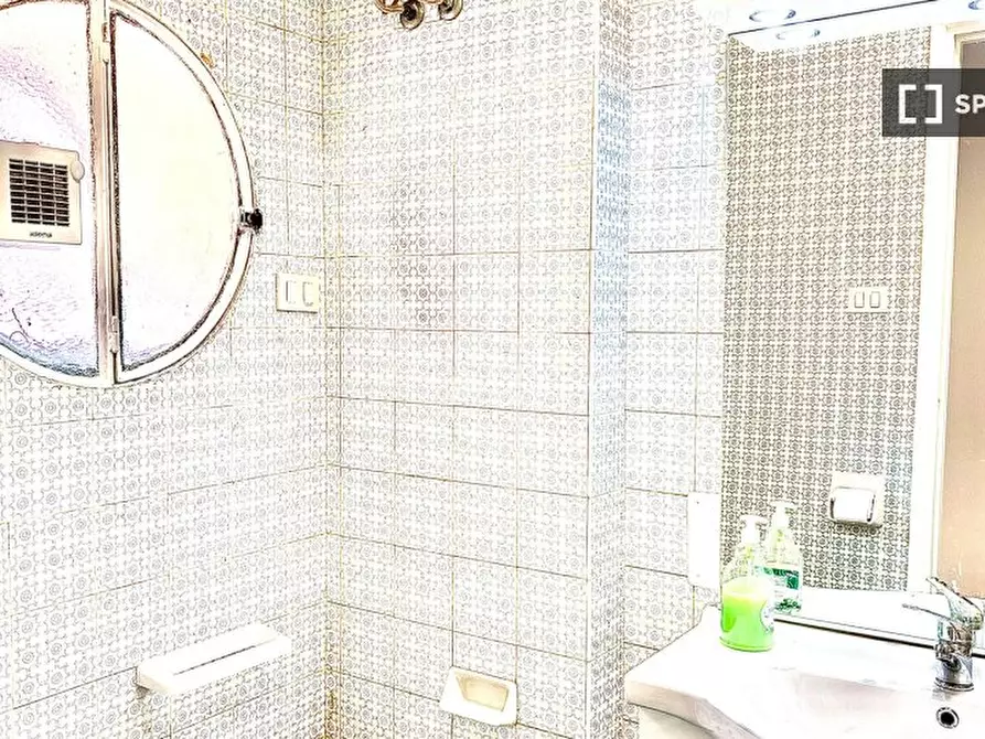 Immagine 6 di Appartamento in affitto  in Lungomare Paolo Toscanelli a Roma