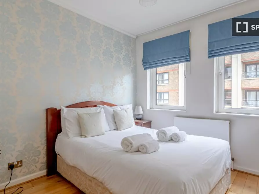 Immagine 2 di Appartamento in affitto  in Earls Ct Rd a Kensington