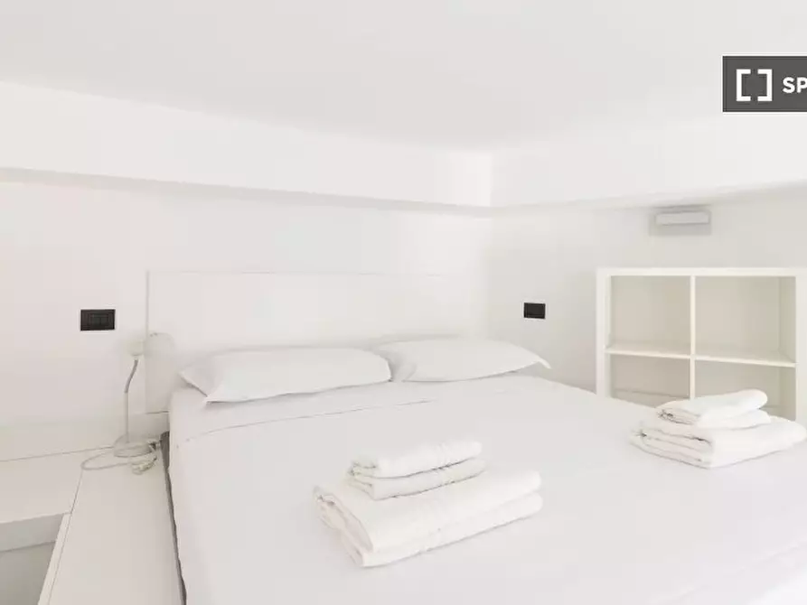 Immagine 8 di Ufficio in affitto  in Corso Magenta a Milano