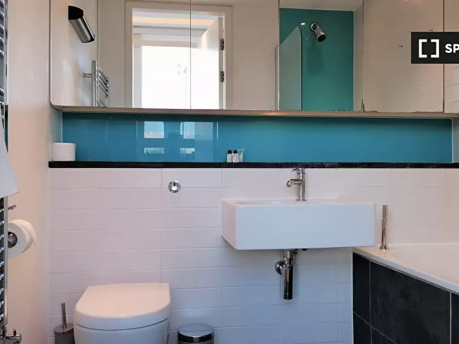 Immagine 7 di Appartamento in affitto  in Britannia St a Camden Town