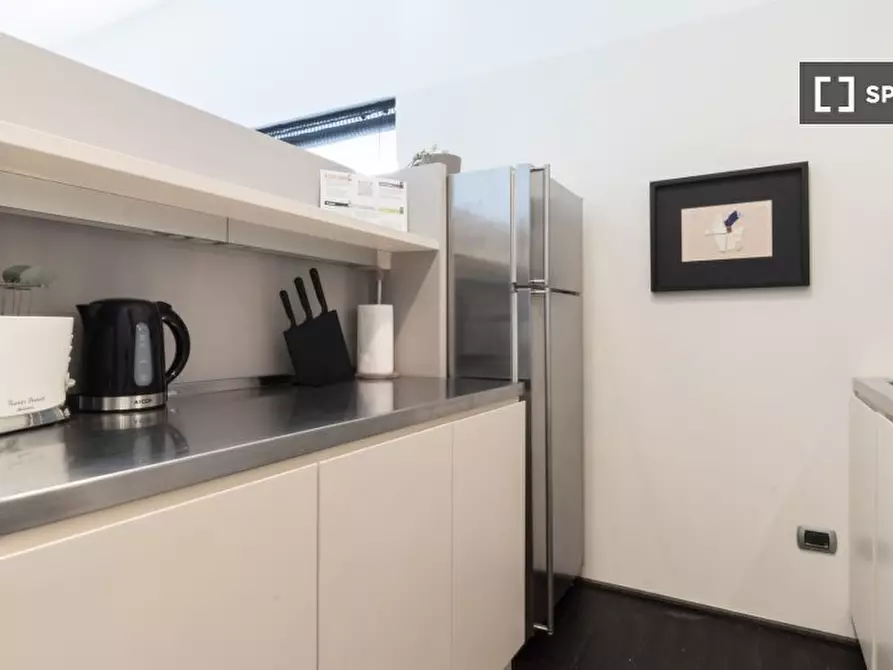 Immagine 7 di Appartamento in affitto  in Via Montebello a Milano