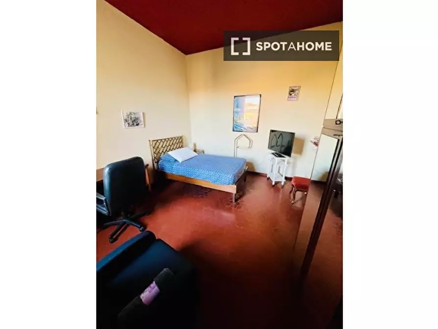 Immagine 2 di Camera condivisa in affitto  in Via Massenzio Masia a Bologna