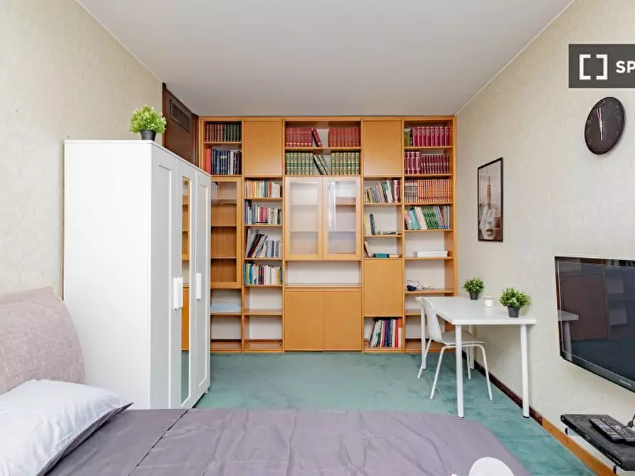 Immagine 5 di Camera condivisa in affitto  in Via Francesco Caracciolo a Milano