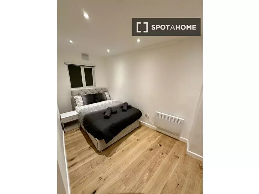 Immagine 1 di Appartamento in affitto  in Chapel Way a Islington