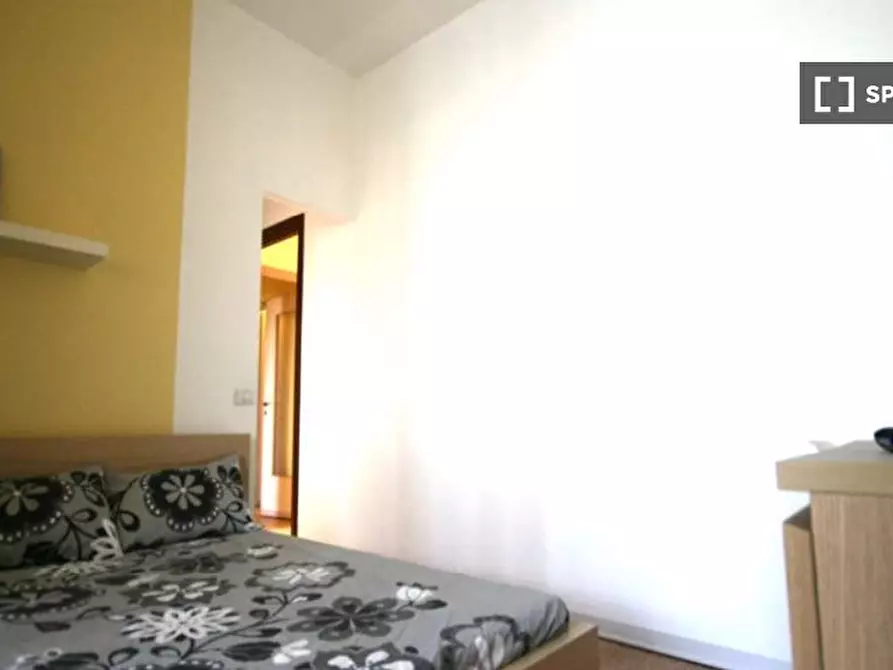 Immagine 2 di Camera condivisa in affitto  in Via Carlo Marx a Milano