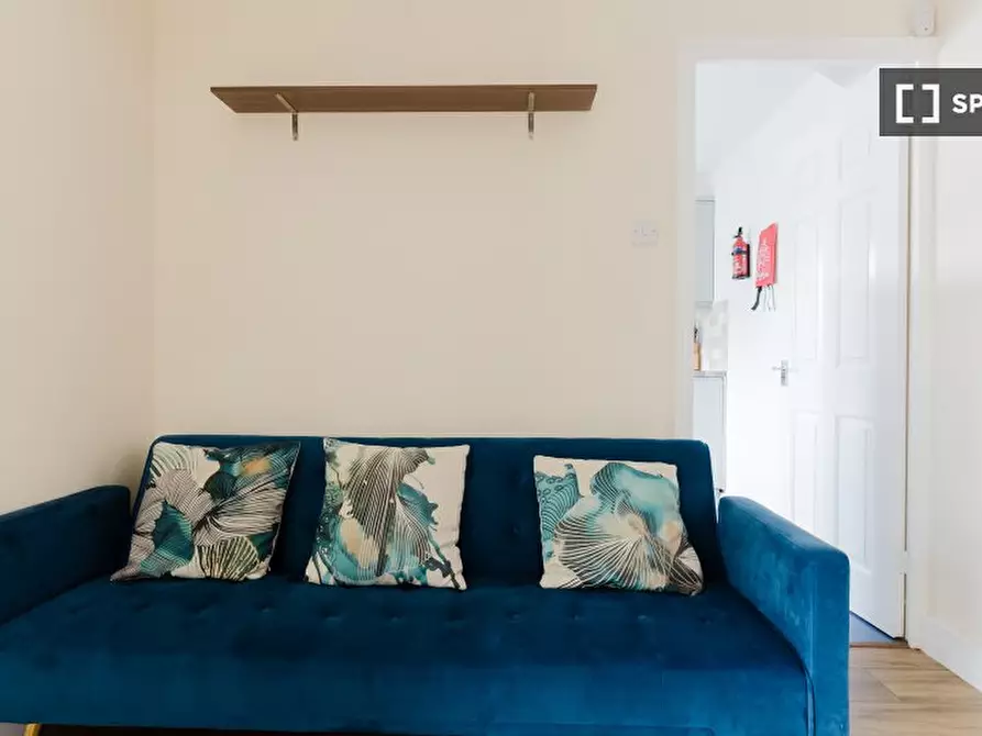 Immagine 16 di Appartamento in affitto  in Wheat Sheaf Close a Poplar