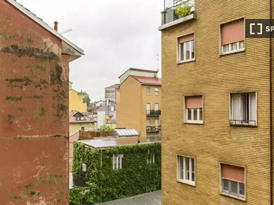 Immagine 17 di Camera condivisa in affitto  in Via Melchiorre Delfico a Milano