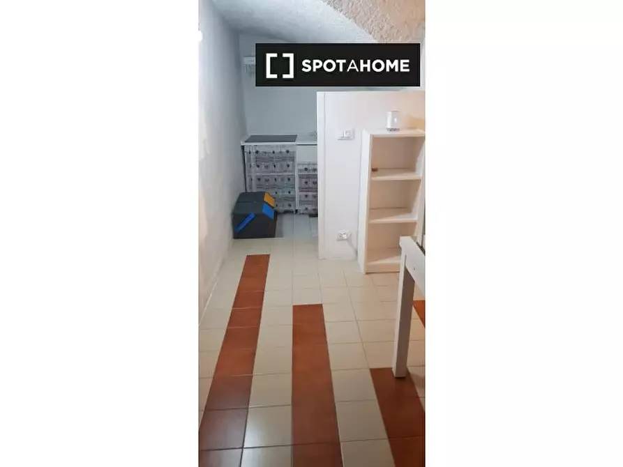 Immagine 6 di Camera condivisa in affitto  in Via dè Coltellini a Bologna