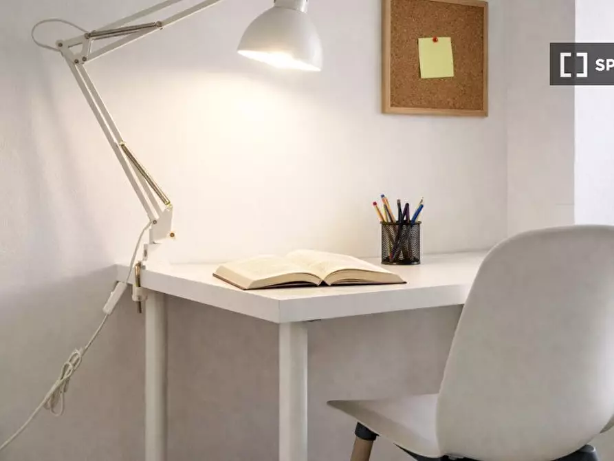 Immagine 2 di Camera condivisa in affitto  in Via S.Giovanni a Trento