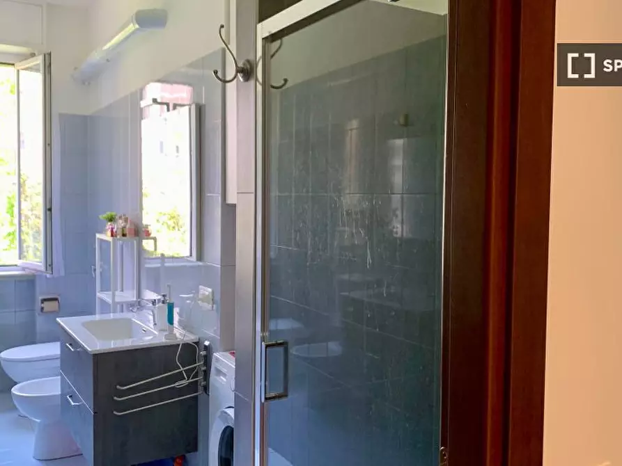 Immagine 19 di Camera condivisa in affitto  in Via Giambellino a Milano