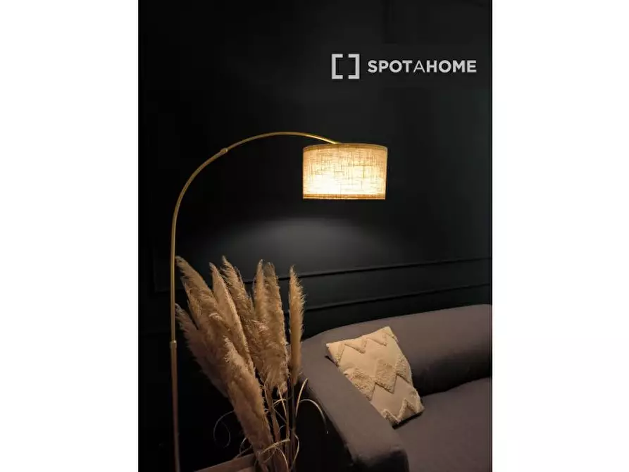 Immagine 17 di Ufficio in affitto  in Piazza Addis Abeba a Roma