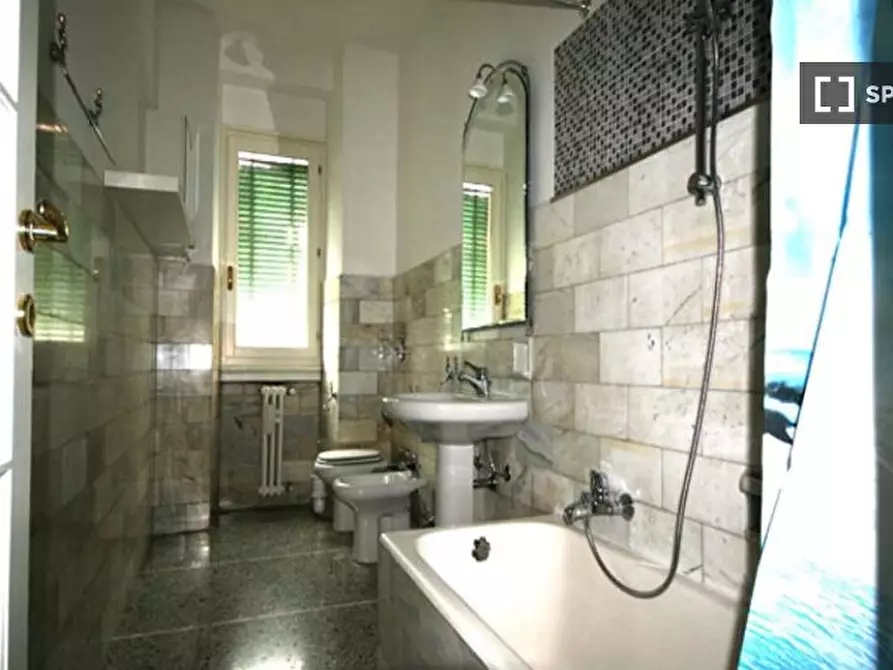 Immagine 5 di Camera condivisa in affitto  in Piazzale Bacone a Milano