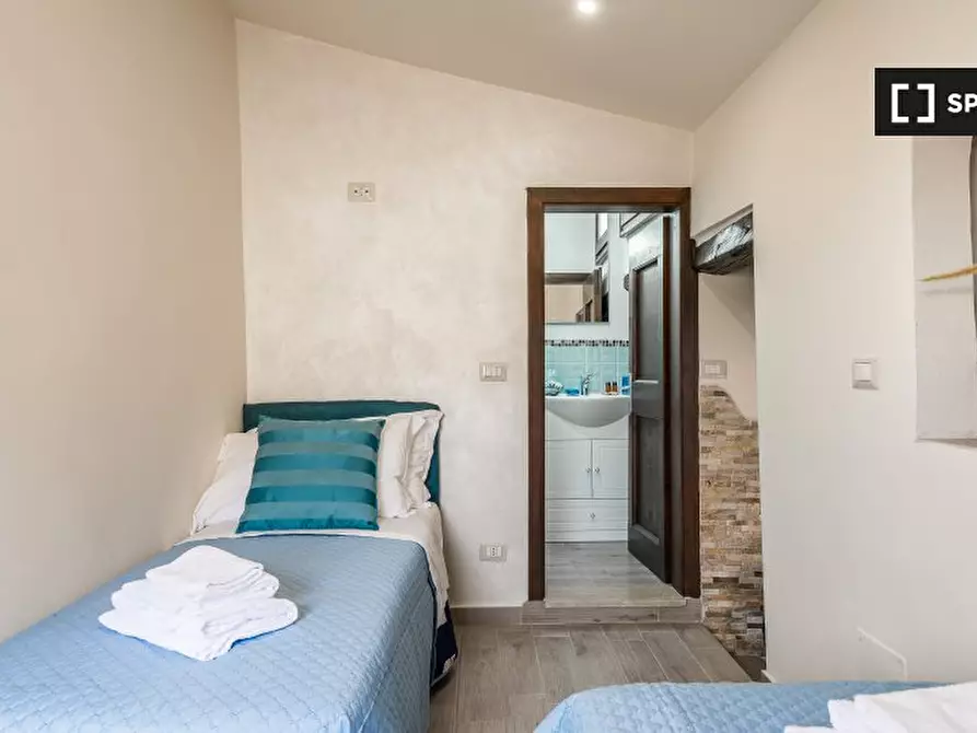 Immagine 15 di Appartamento in affitto  in Via Guelfa, 50129 Firenze FI, Italy a Firenze