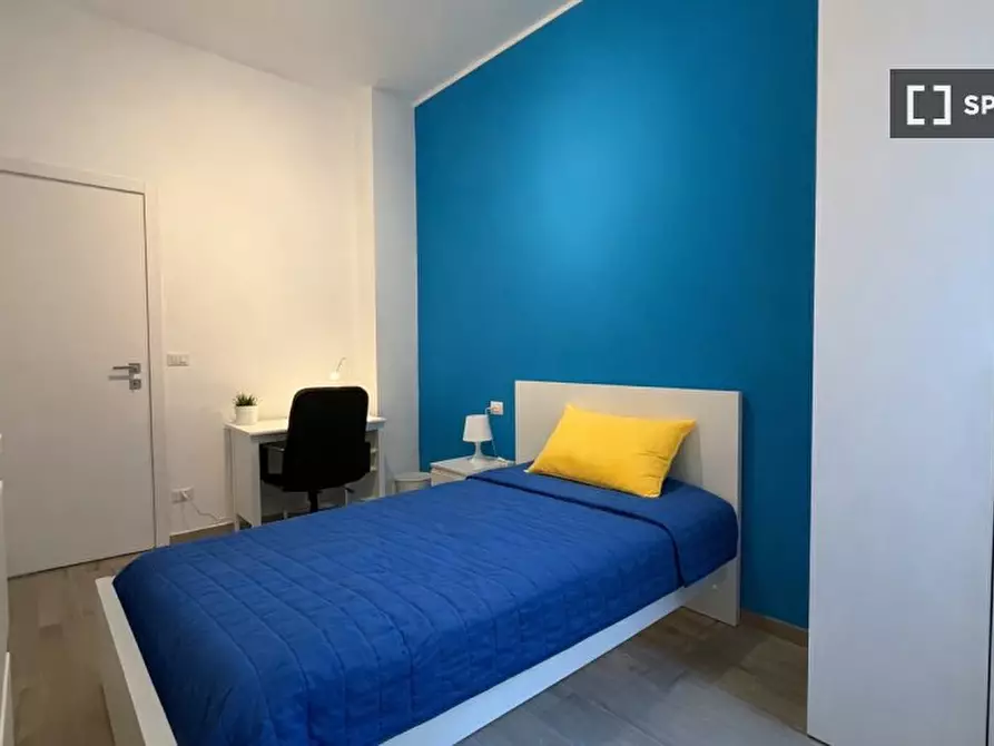 Immagine 5 di Camera condivisa in affitto  in Via Cesana a Torino