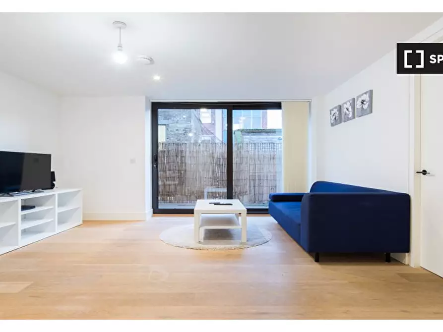 Immagine 2 di Appartamento in affitto  in Apartment 3, 23-27 Hatton Wall, Holborn a Camden Town