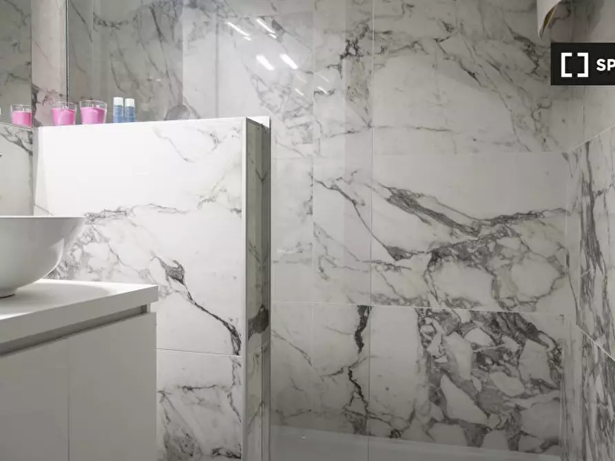 Immagine 14 di Ufficio in affitto  in Via Amatore Sciesa a Milano