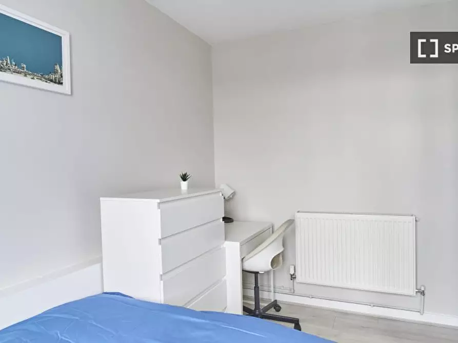 Immagine 10 di Camera condivisa in affitto  in Fellows Ct a Poplar