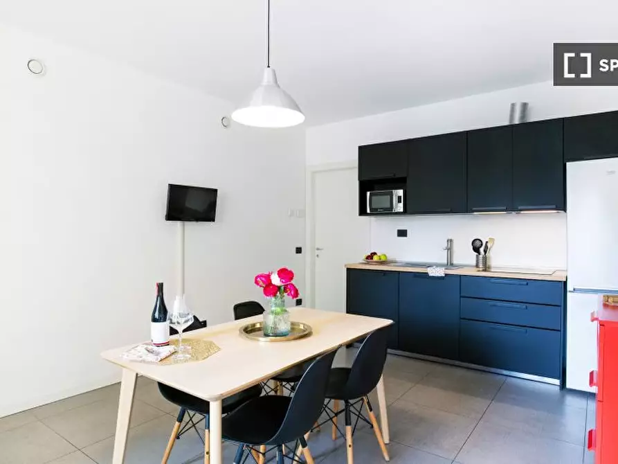 Immagine 15 di Camera condivisa in affitto  in Via Luigi Mercantini a Milano