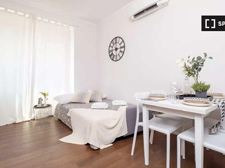 Immagine 5 di Appartamento in affitto  in Via Gian Carlo Castelbarco a Milano