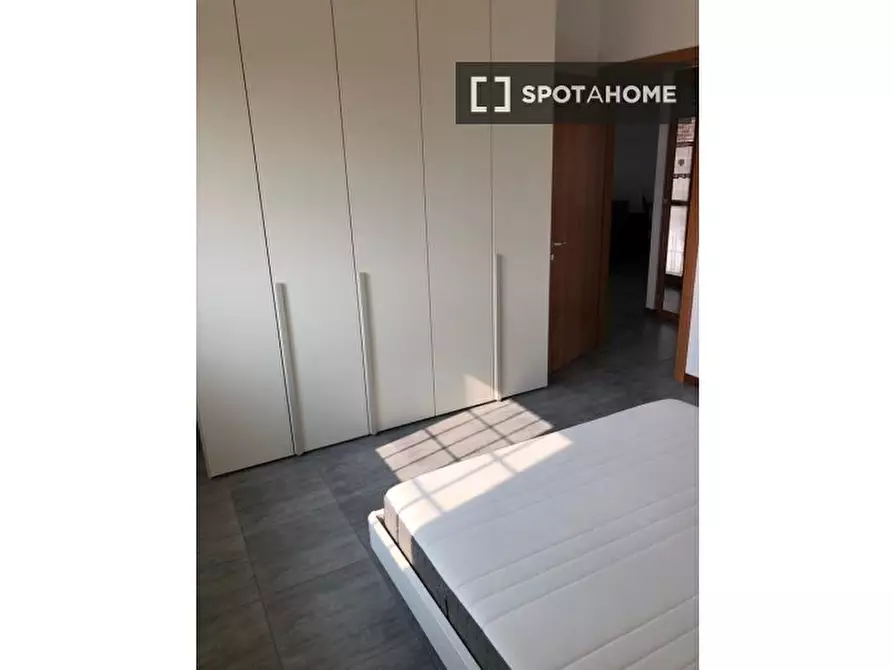 Immagine 12 di Appartamento in affitto  in Via Giuseppe Beduschi a Roma