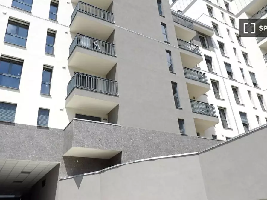 Immagine 2 di Ufficio in affitto  in Via Carlo Ilarione Petitti a Milano