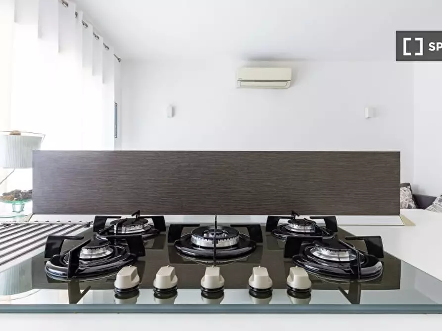 Immagine 17 di Appartamento in affitto  in Via Salve D'Esposito a Napoli