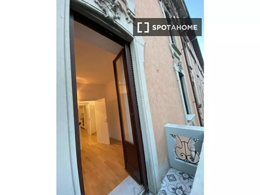 Immagine 9 di Appartamento in affitto  in Via Arquà a Milano
