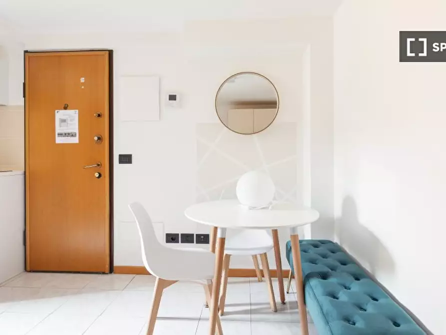 Immagine 10 di Ufficio in affitto  in Corso Magenta a Milano