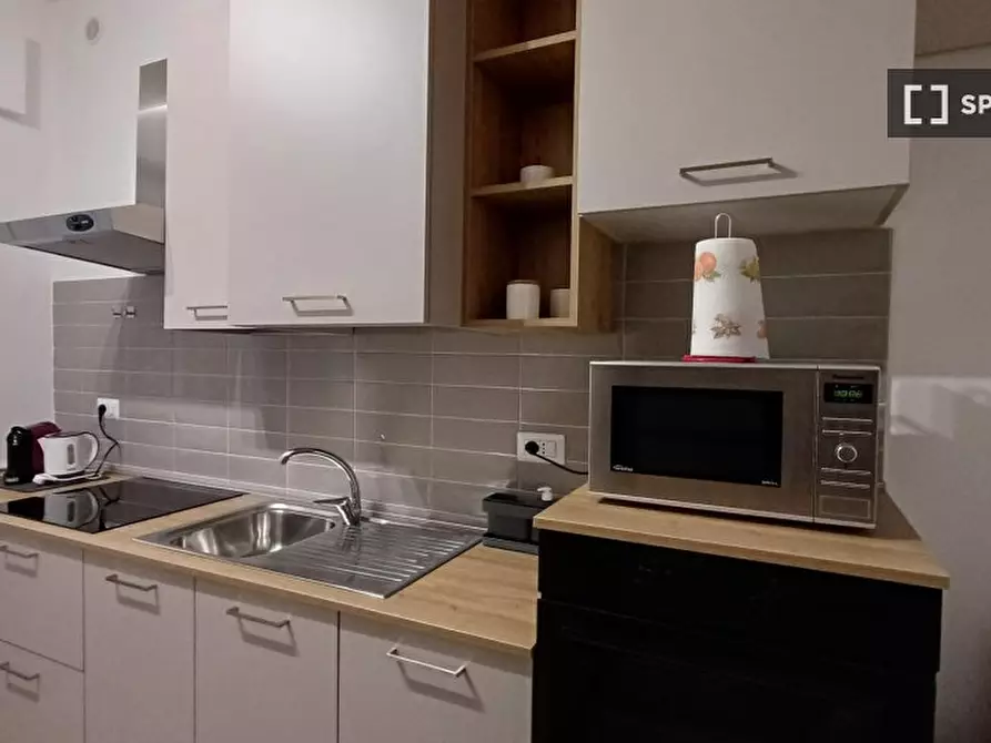 Immagine 1 di Appartamento in affitto  in Via degli Ontani a Roma