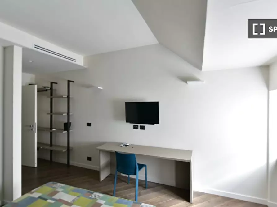 Immagine 5 di Camera condivisa in affitto  in Via S. Luca a Genova