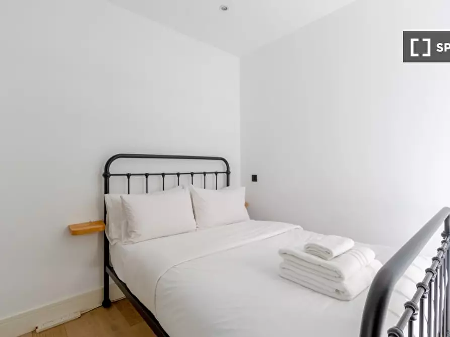 Immagine 14 di Appartamento in affitto  in flat a Poplar