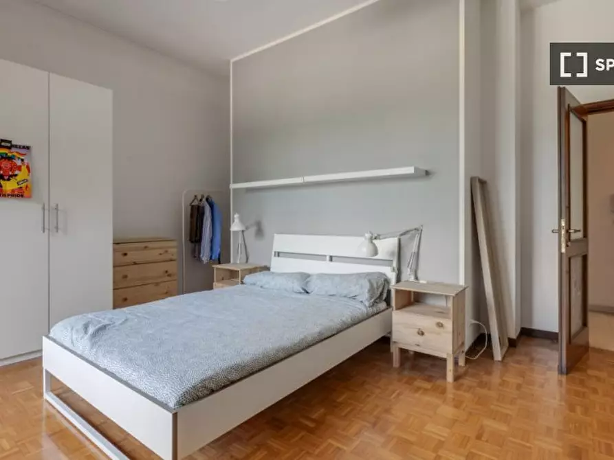 Immagine 15 di Camera condivisa in affitto  in Via Orti a Milano