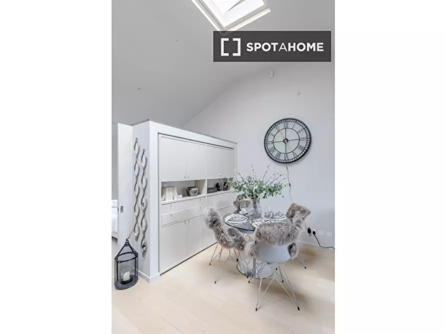 Immagine 8 di Appartamento in affitto  in Ovington Square a Kensington