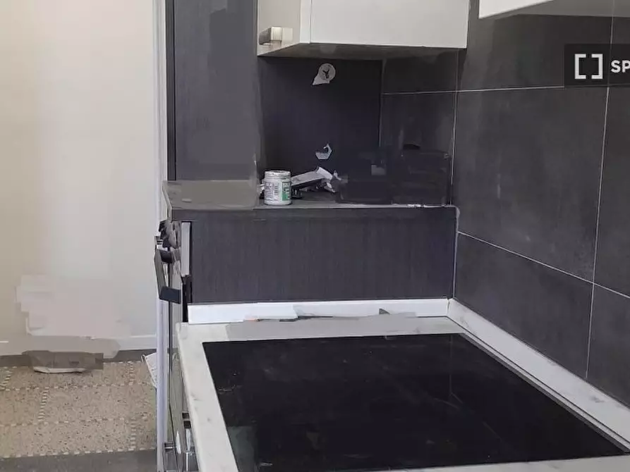 Immagine 5 di Camera condivisa in affitto  in Via degli Imbriani a Milano