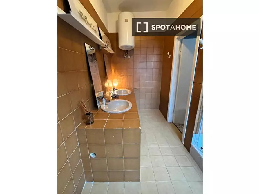 Immagine 7 di Camera condivisa in affitto  in Giovanni Maria a Milano