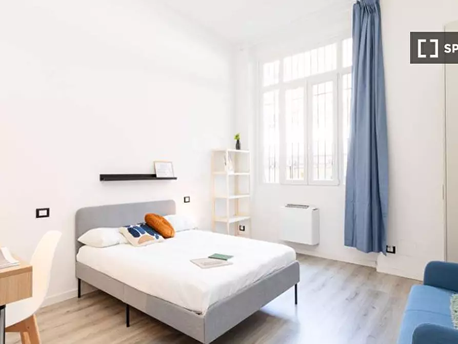 Immagine 2 di Camera condivisa in affitto  in Via Col di Lana a Milano