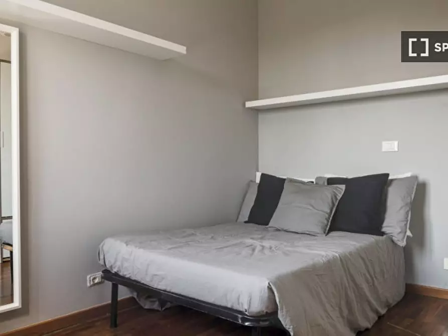 Immagine 1 di Camera condivisa in affitto  in Piazza Umanitaria a Milano