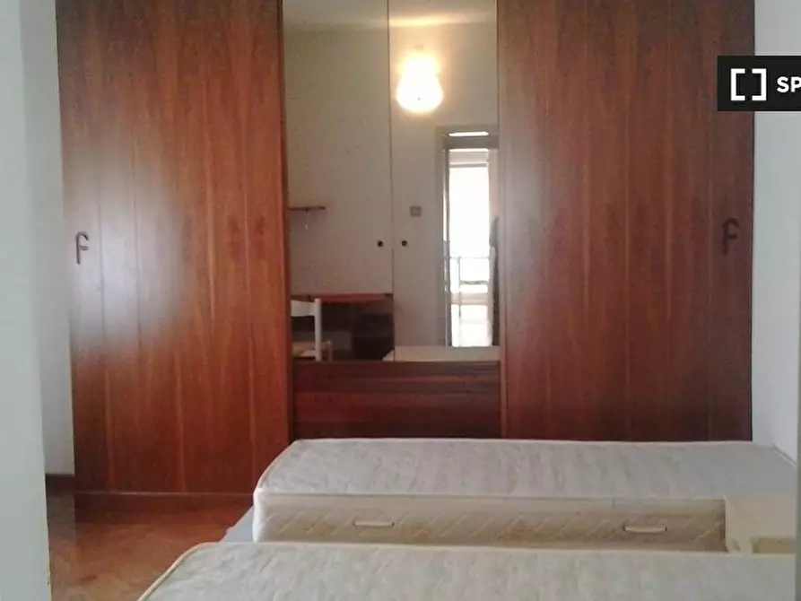 Immagine 3 di Camera condivisa in affitto  in Via Castelbarco a Trento